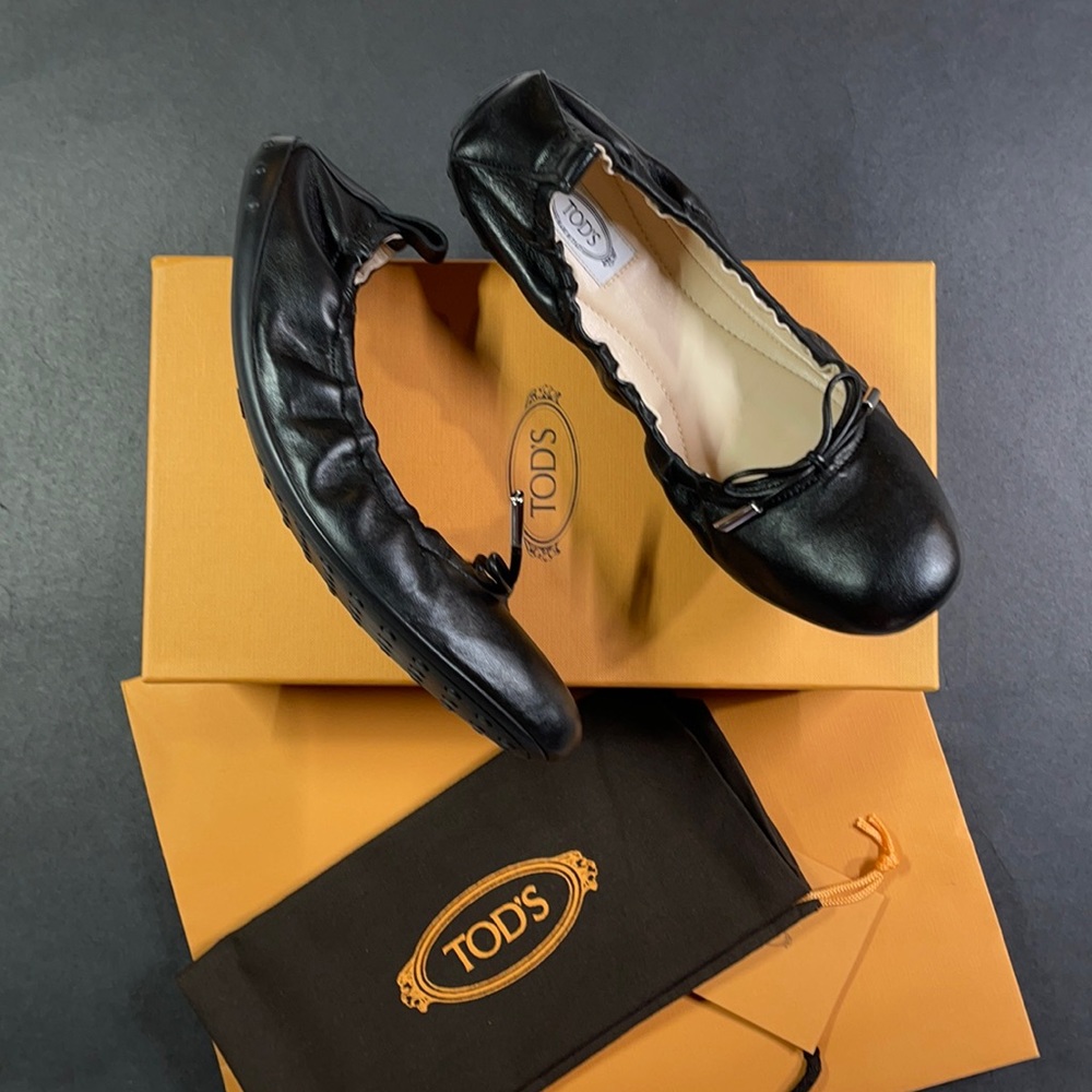 Tod’s Lacetto Leather Ballerina Flats w/ Original Box and Bag Made in Italy 40.5